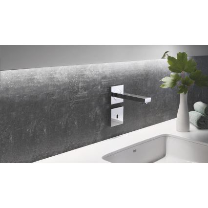 GROHE 36442000 - Infrardečna elektronska pipa EUROCUBE E, sijajni krom
