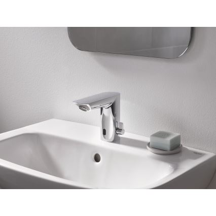 GROHE 36451000 - Elektronska umivalniška armatura BAU COSMOPOLITAN E sijajni krom