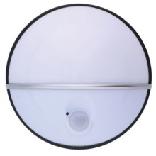 Grundig - LED Orientacijska svetilka s senzorjem LED/3xAAA