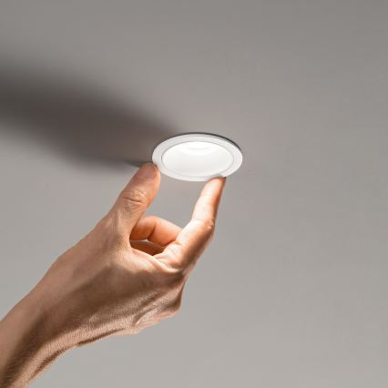 Ideal Lux - LED vgradna stropna svetilka GAME TRIM LED/5,5W/230V 3000K CRI 90 premer 5,8 cm bela