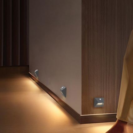 Immax 08309L - Polnilna LED svetilka za stopnice s senzorjem STEP LIGHT LED/0,3W/3,7V 2200 mAh IP53 siva