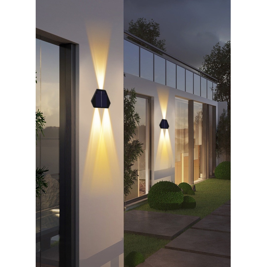 LED Solarna stenska svetilka s senzorjem LED/2W/5V IP54 1300 mAh