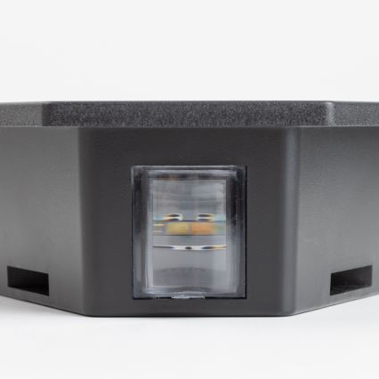 LED Solarna stenska svetilka s senzorjem LED/2W/5V IP54 1300 mAh