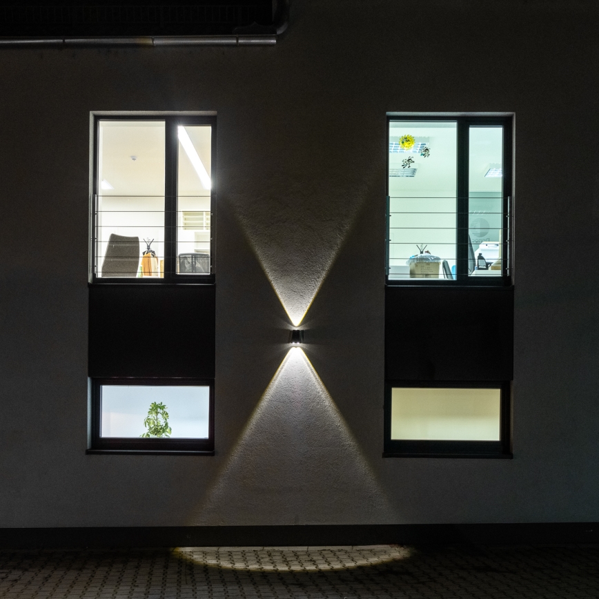 LED Solarna stenska svetilka s senzorjem LED/2W/5V IP54
