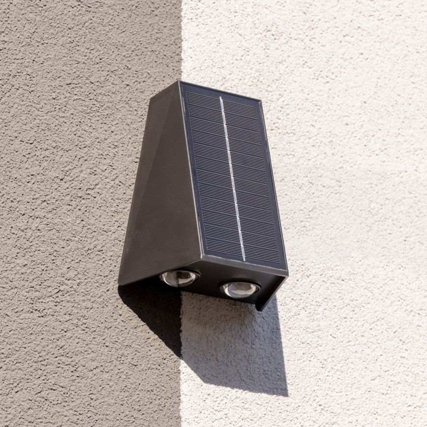LED Solarna stenska svetilka s senzorjem LED/2W/5V IP54