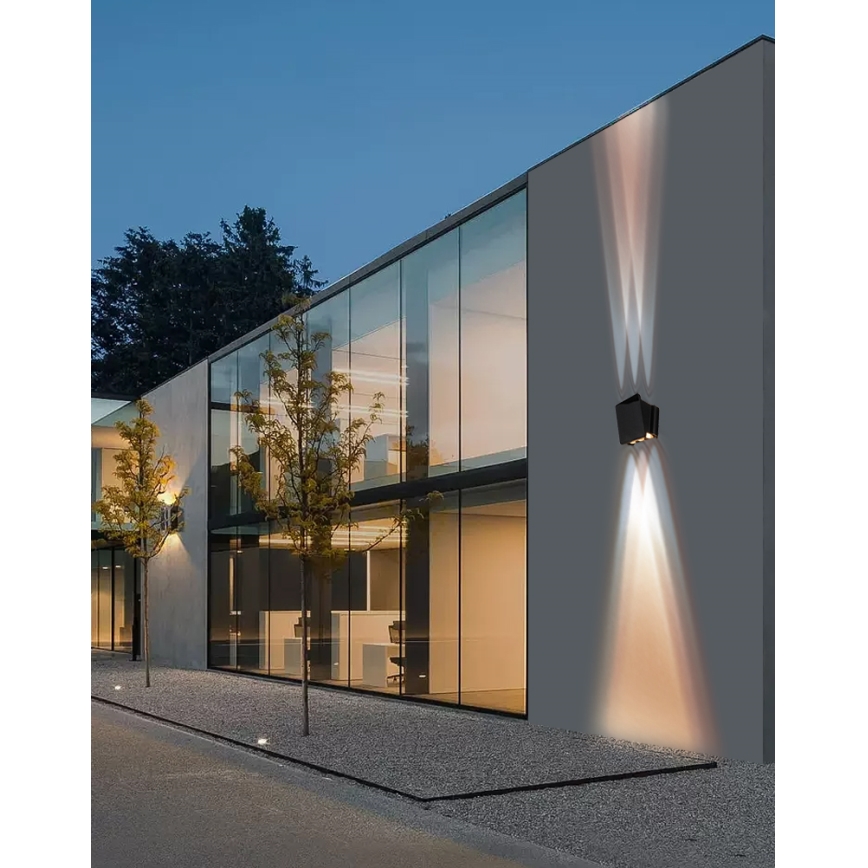 LED Solarna stenska svetilka s senzorjem LED/2W/5V IP54 1300 mAh