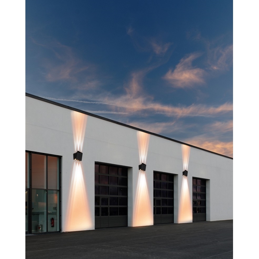 LED Solarna stenska svetilka s senzorjem LED/2W/5V IP54 1300 mAh