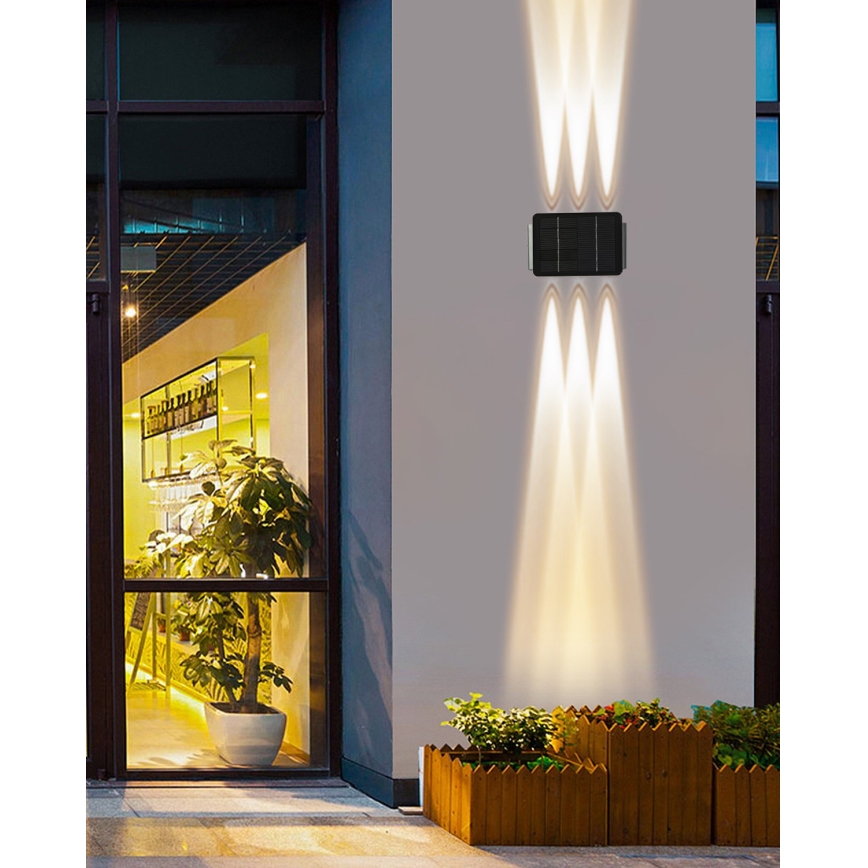 LED Solarna stenska svetilka s senzorjem LED/2W/5V IP54 1300 mAh