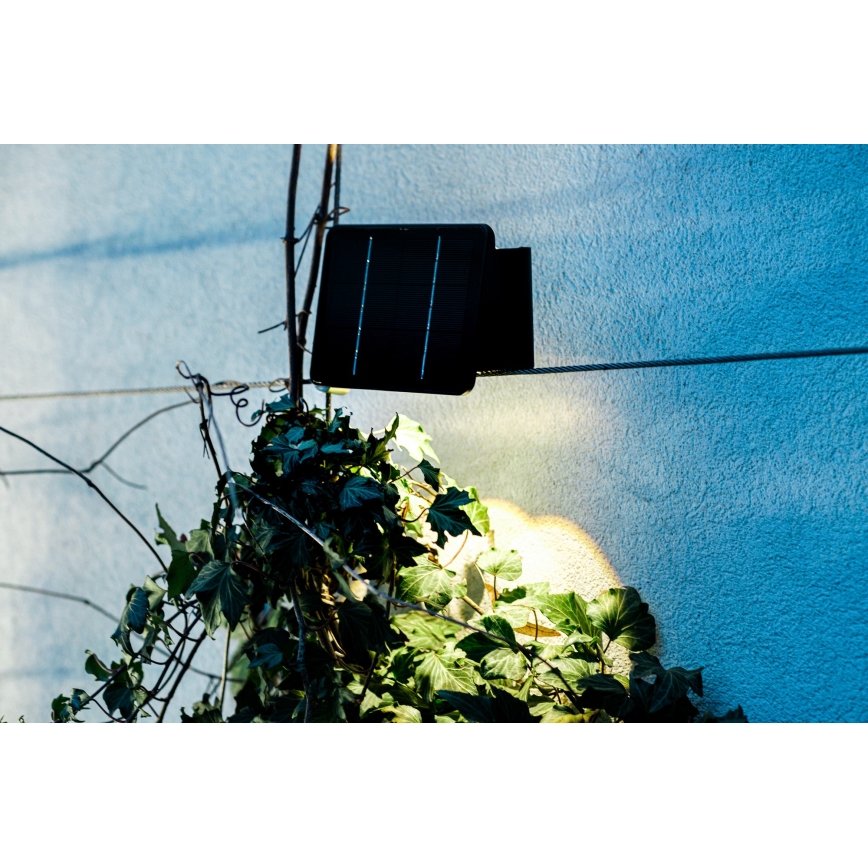 LED Solarna stenska svetilka s senzorjem LED/2W/5V IP54 1300 mAh