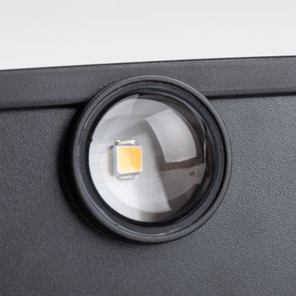 LED Solarna stenska svetilka s senzorjem LED/2W/5V IP54 1300 mAh
