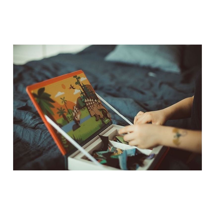 Janod - Magnetni interaktivni set MAGNETIBOOK dinozavri