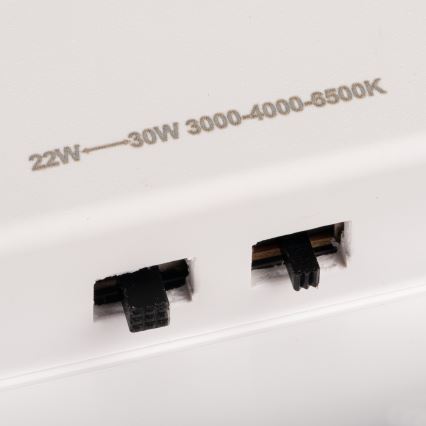 LED stropna svetilka z senzorjem gibanja in mraka VARSO LED/22/30W/230V 3000/4000/6500K, premer 33 cm, IP54