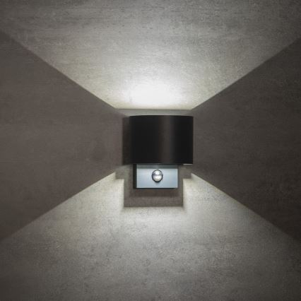 LED zunanja stenska svetilka s senzorjem gibanja in senzorjem mraka REKA LED/7W/230V IP54 antracit okrogla