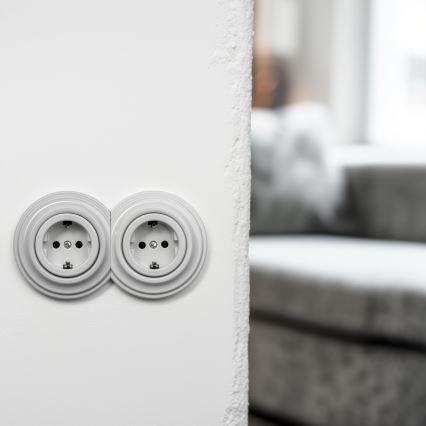 Kliklap - Dvojna retro hišna vtičnica z okvirjem SCHUKO 230 V/16 A, keramična, bela