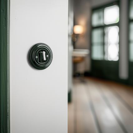 Kliklap - retro dvojno stikalo z zelenim okvirjem