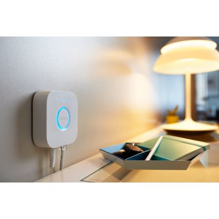 Komplet 2x zatemnljivih LED žarnic Philips Hue WHITE AMBIANCE GU10/4,2W/230V 2200-6500K + Hue bridge
