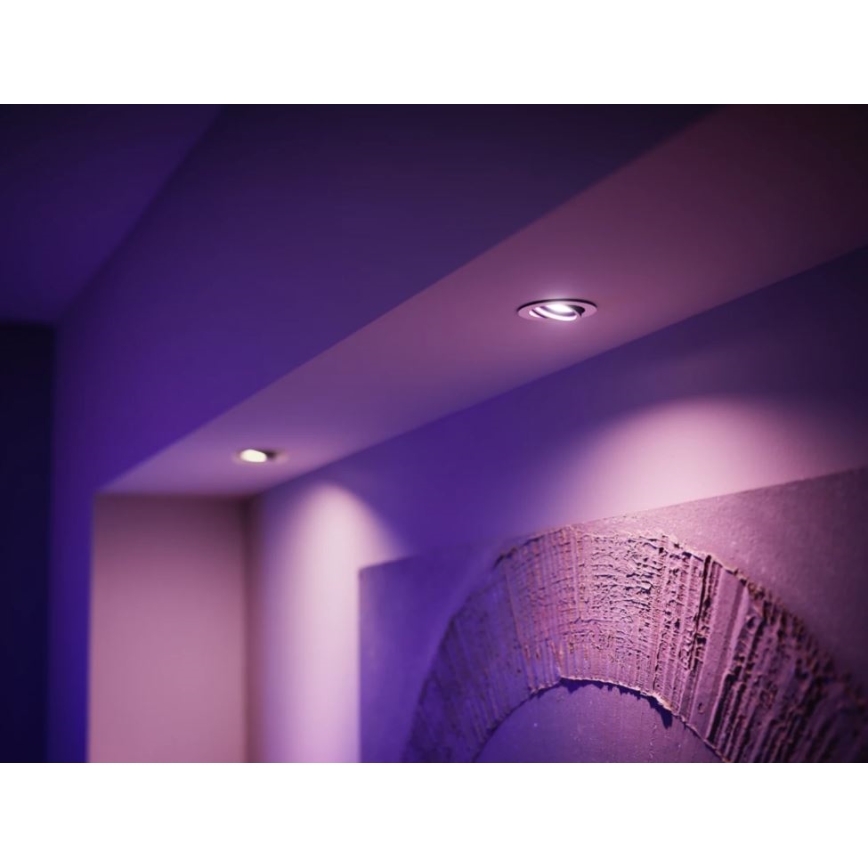 Komplet 4x zatemnjivih LED RGBW žarnic Philips Hue WHITE AND COLOR AMBIANCE GU5,3/MR16/6,3W/12V 2000-6500K