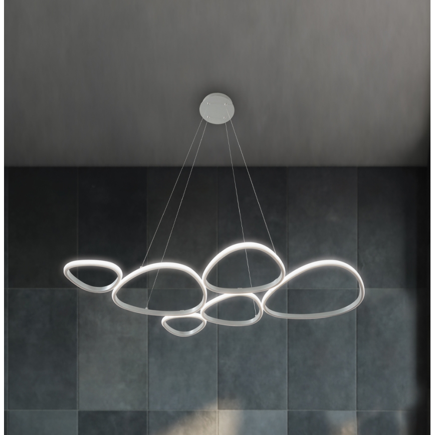 LED lestenec na jekleni vrvici HELIX LED/61W/230V, srebrne barve