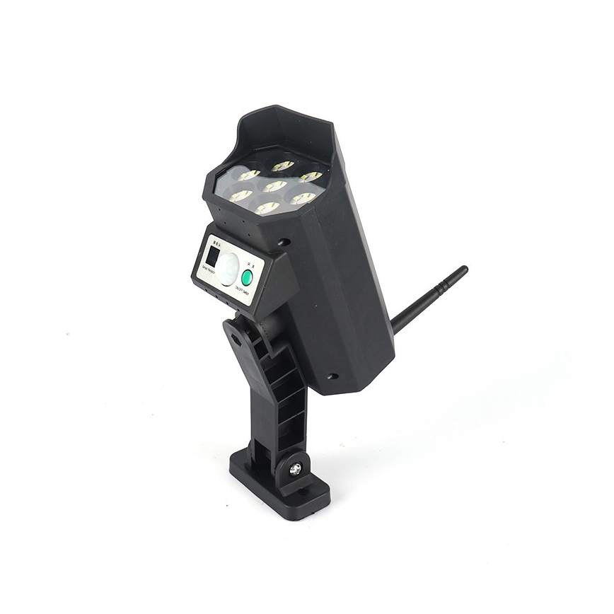 LED Maketa varnostne kamere s senzorjem in s solarnim panelom LED/5W/5,5V IP65 + Daljinski upravljalnik