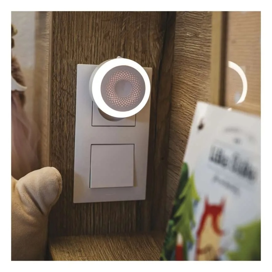 LED orientacijska lučka za vtičnico LED/0,5W/230V