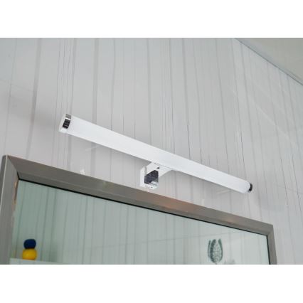 LED osvetlitev kopalniškega ogledala LED/10W/230V 45 cm IP44 sijajni krom