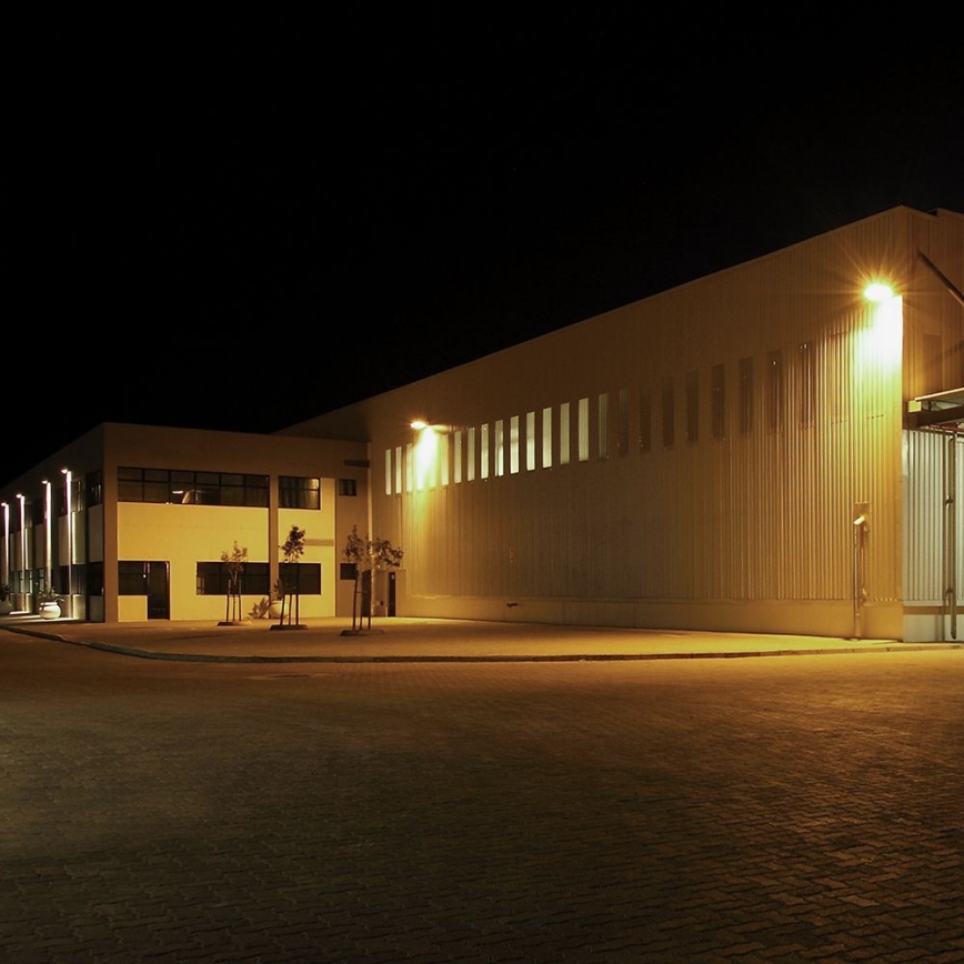 LED Reflektor LED/100W/230V 6500K IP65 bela