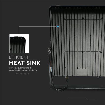 LED Reflektor LED/30W/230V 6400K IP65 črna