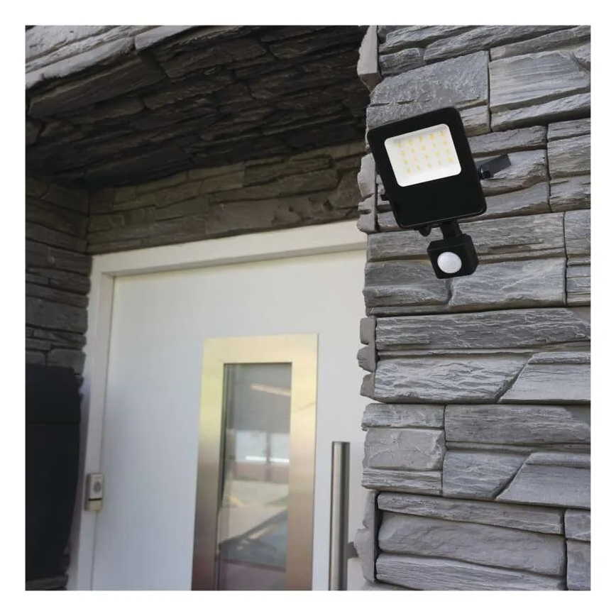 LED Reflektor s senzorjem VISIO LED/10W/230V 4000K IP65