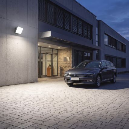 LED reflektor TAMBO EVO LED/100W/230V 4000K IP65 črna
