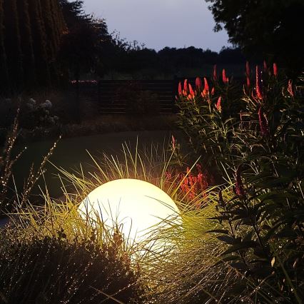 LED RGB Zatemnitvena zunanja svetilka GLOBO 1xE27/8,5W/230V pr. 40 cm IP44 + Daljinski upravljalnik