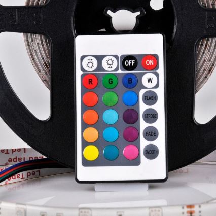 LED RGB Zatemnitveni trak 5m LED/18W/12V IP20 + Daljinski upravljalnik
