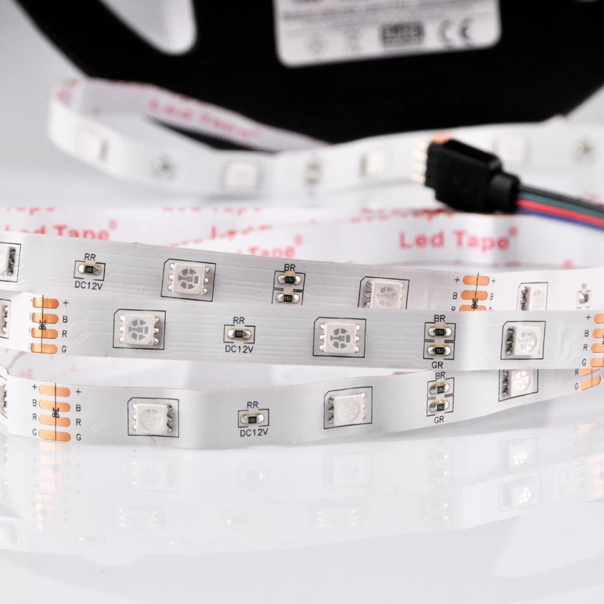 LED RGB Zatemnitveni trak 5m LED/18W/12V IP20 + Daljinski upravljalnik