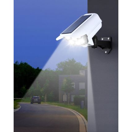 LED Solarna stenska svetilka s senzorjem KAMERA LED/1W/3,7V IP44 + Daljinski upravljalnik