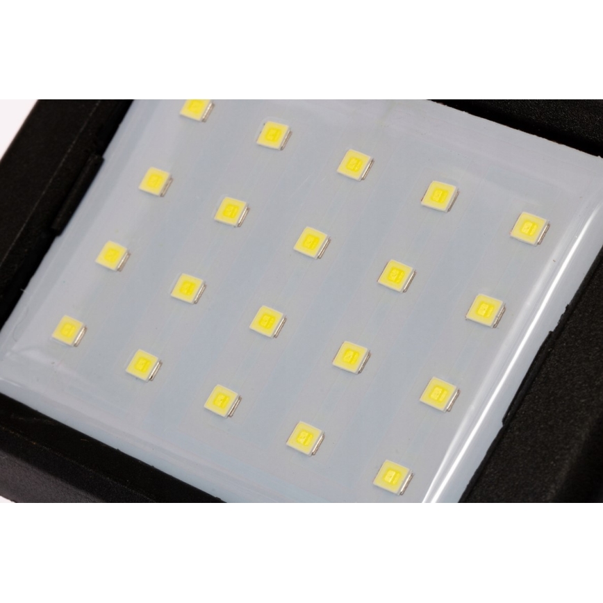 LED Solarna stenska svetilka s senzorjem LED/0,55W/3,7V 1200 mAh IP65