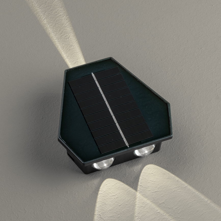 LED Solarna stenska svetilka s senzorjem LED/2W/5V IP54 1300 mAh