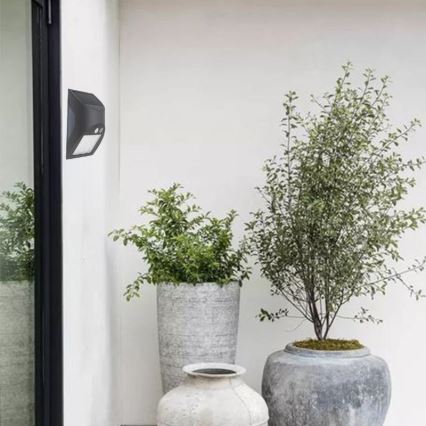 Solarno LED stensko svetilo s senzorjem LED/3W/3,7V 3000/4000K 1200 mAh IP54 antracitno