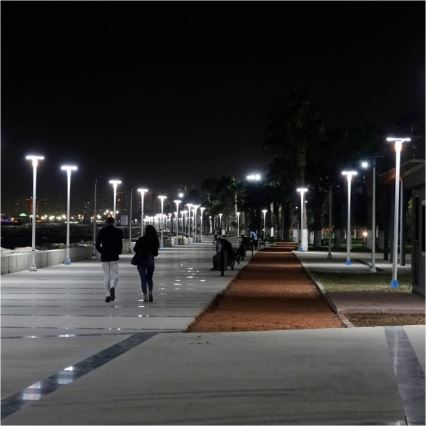LED solarna ulična lampa s senzorjem LUVIA LED/15W/3,2V 6500K IP54 5400 mAh + daljinski upravljač