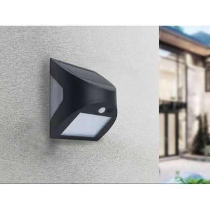 LED solarno stensko svetilo s senzorjem LED/3W/3,7V 3000/4000K 1200 mAh IP54 črna