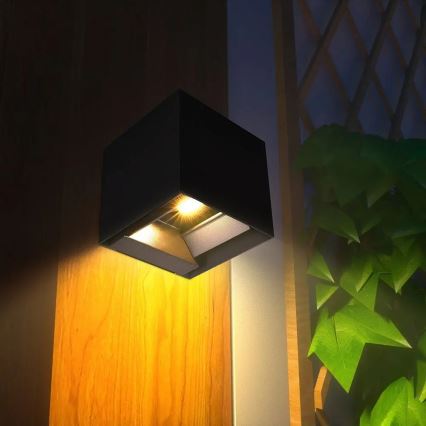 LED solarna stenska svetilka s senzorjem LED/9W/3,7V 3000/4000/5000K IP65 2600 mAh črna