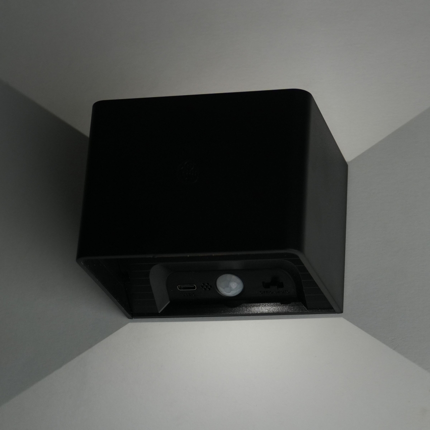 LED Zatemnitvena stenski na dotik svetel s senzorjem MIRI LED/2,5W/3,7V 3000/4000/6400K 4000 mAh črna