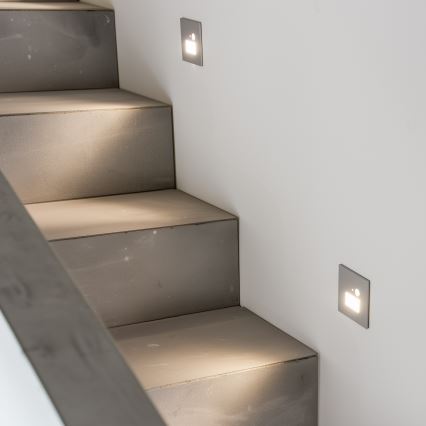 LED Stopniščna luč s senzorjem gibanja LED/1,5W/230V 3000K/4000K/6500K