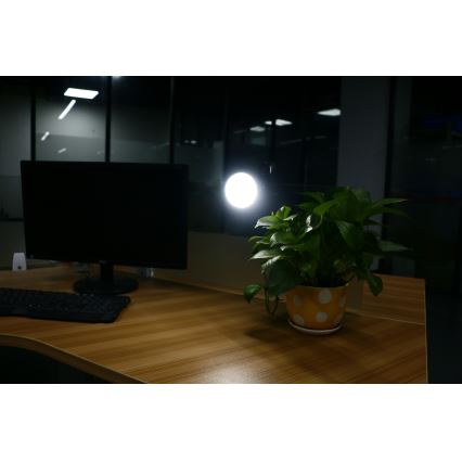 LED Svetilka CLIP z USB polnjenjem LED/5W/5V 4000K