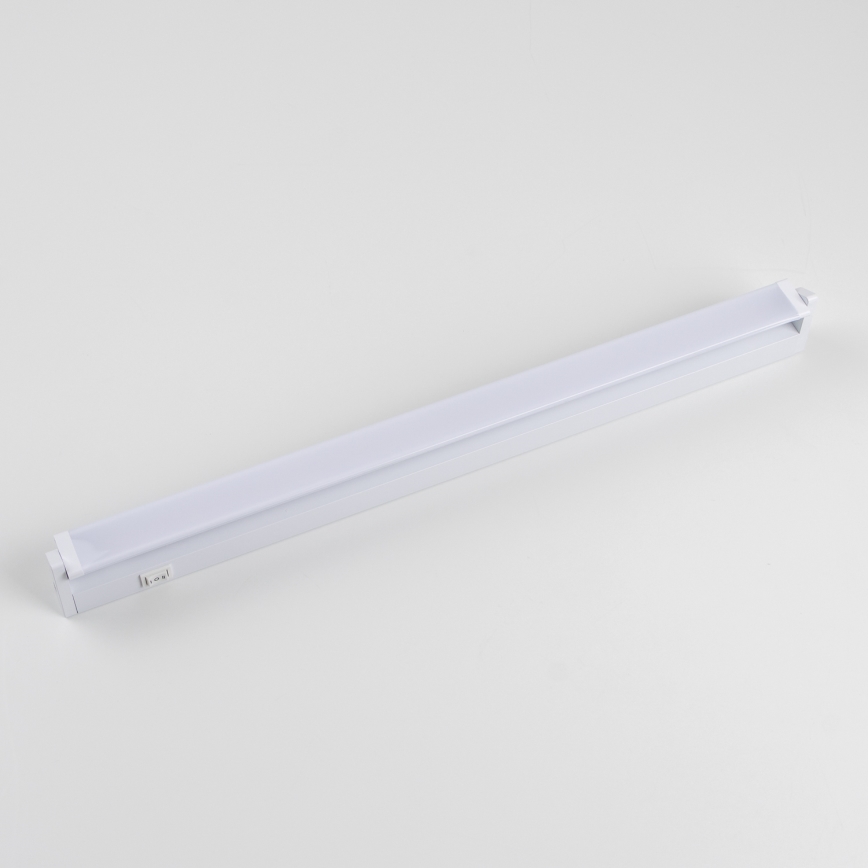 LED svetilka za pod omaro LED/7,5W/230V 55,6 cm bela