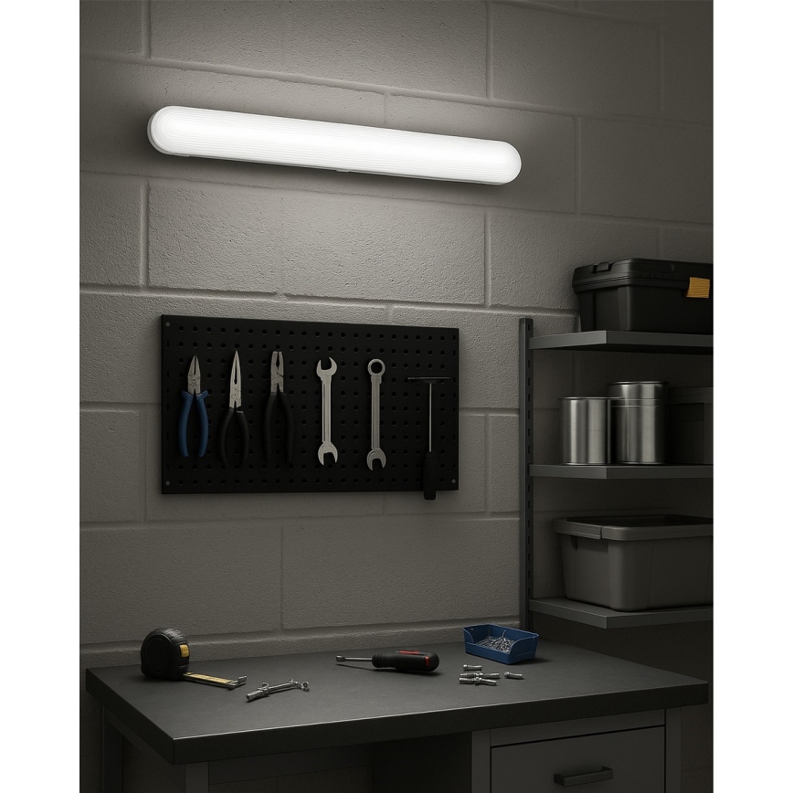 LED tehnično fluorescenčno svetilo LED/18W/230V 4200K 60 cm IP65