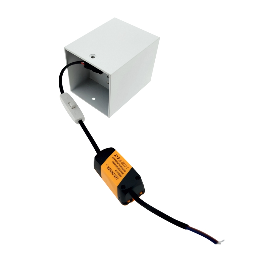 LED točkovna svetilka LED/5W/230V 3000/4000/6400K 7,5x7,5 cm bela