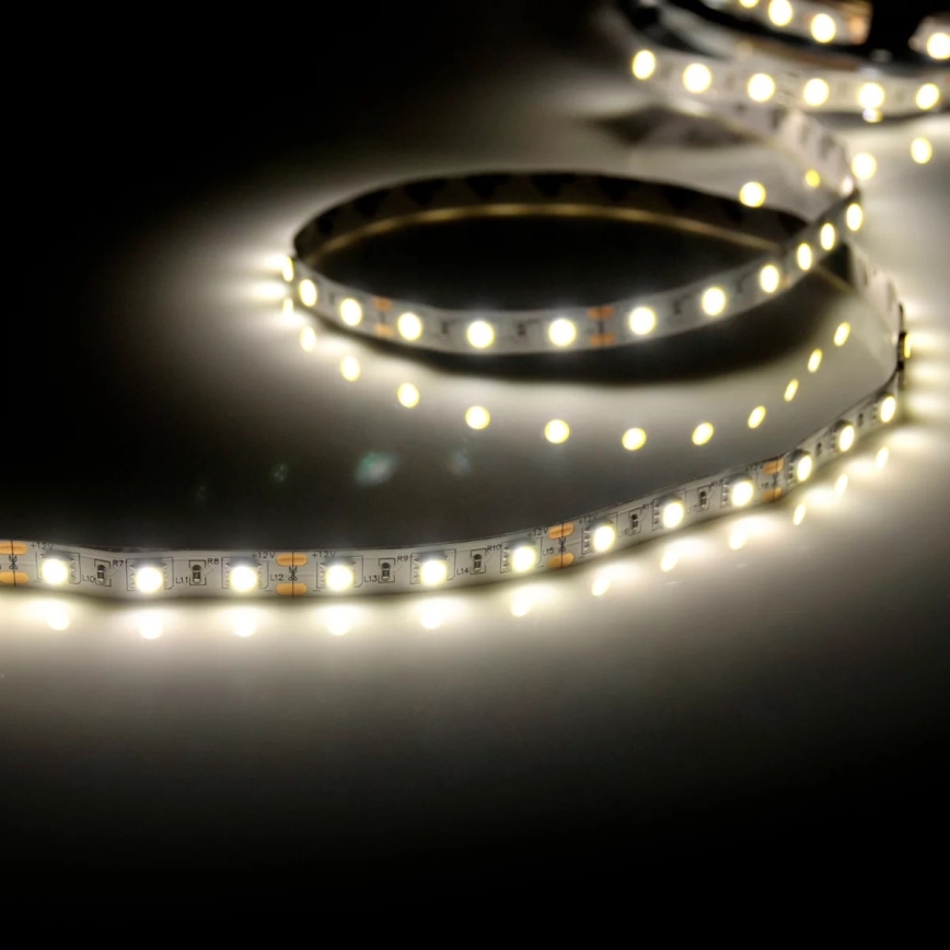 LED Trak 5m LED/10W/12V IP20 bela