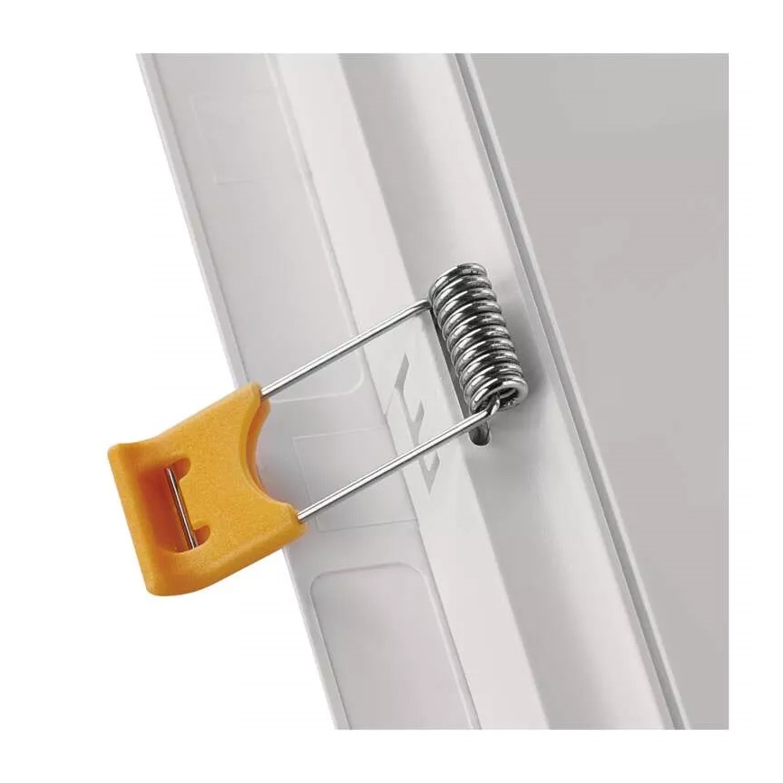 LED Vgradna svetilka LED/18W/230V 17x17 cm bela