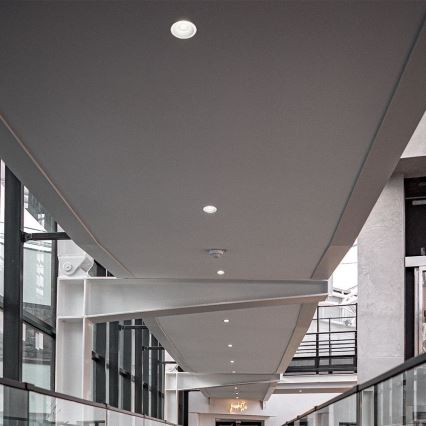 LED Vgradna svetilka LED/18W/230V 3000/4000/6400K pr. 10,6 cm bela
