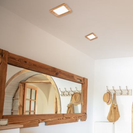 LED Vgradna svetilka WOODY SPOT LED/17W/230V 3000K hrast 18,5x18,5 cm