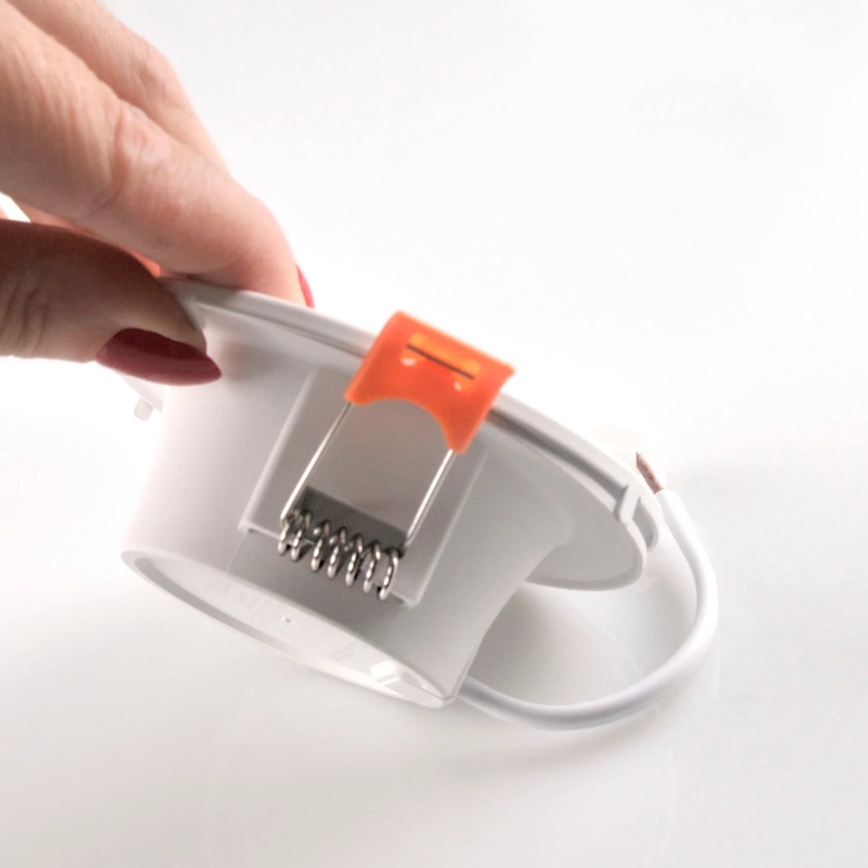 LED Vgradna svetilka ZOE LED/4,8W/230V bela